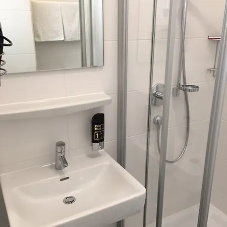 Sudrow Apartment