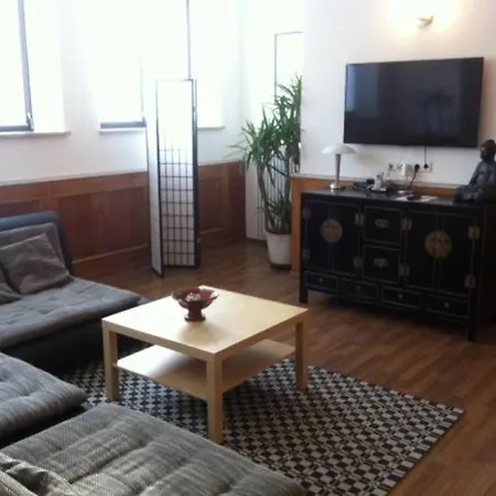 Sudrow Apartment